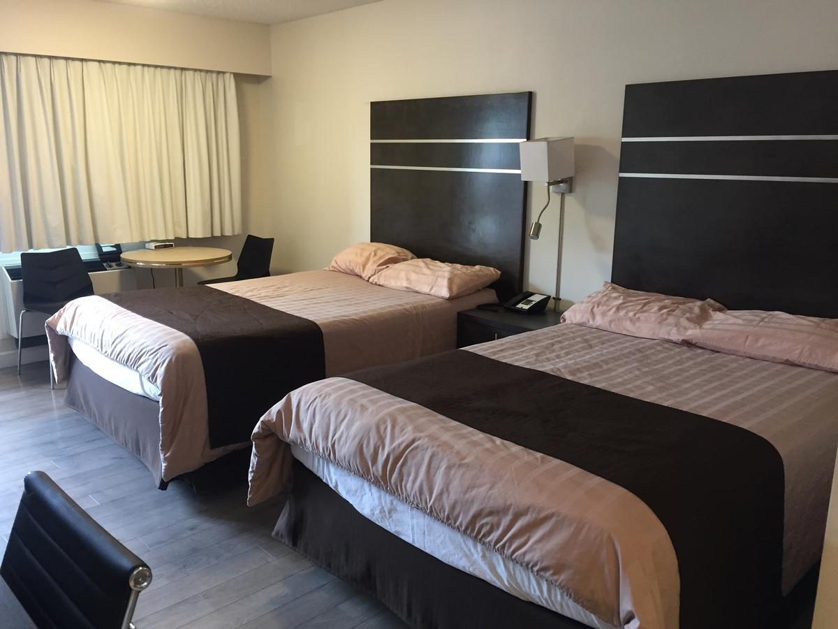 Double or Twin Room,595726320:JPEG